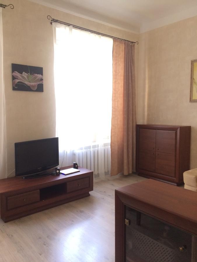 2-Kh Kom-Ia Kvartira V Tsentre Odessy Odesa Exterior foto